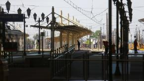 Tren Rancagua-Santiago suspende operaciones por caída cable a la vía férrea Tren Rancagua-Santiago suspende operaciones por caída cable a la vía férrea