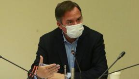 "Desastre de subsecretario": Walker (DC) fustiga consulta ciudadana de política de comercio exterior "Desastre de subsecretario": Walker (DC) fustiga consulta ciudadana de política de comercio exterior
