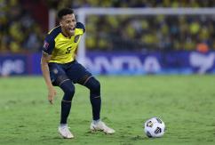 En Ecuador se desmarcan de posible irregularidad de Castillo: "La FIFA tendría que sancionarlo a él" En Ecuador se desmarcan de posible irregularidad de Castillo: "La FIFA tendría que sancionarlo a él"