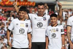 Aseguran que Esteban Paredes se retira del fútbol este sábado en el Coquimbo Unido vs Colo-Colo Aseguran que Esteban Paredes se retira del fútbol este sábado en el Coquimbo Unido vs Colo-Colo