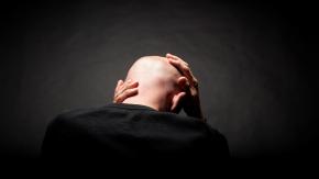 Tribunal considera que llamar "calvo" a un hombre es acoso sexual Tribunal considera que llamar "calvo" a un hombre es acoso sexual