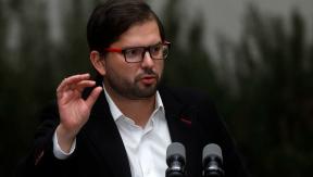 Boric niega "derrota ideológica" tras decretar Estado de Excepción en La Araucanía Boric niega "derrota ideológica" tras decretar Estado de Excepción en La Araucanía