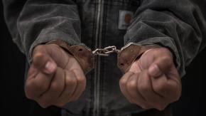 Condenan a 10 años de cárcel a hombre que lanzó ácido en la cara a peruano en Estados Unidos Condenan a 10 años de cárcel a hombre que lanzó ácido en la cara a peruano en Estados Unidos