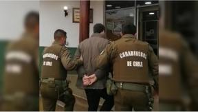 Carabineros frustra femicidio en Vilcún: Víctima fingió hacer pedido por delivery y llamó al 133 Carabineros frustra femicidio en Vilcún: Víctima fingió hacer pedido por delivery y llamó al 133