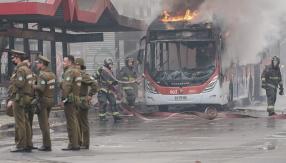En internación provisoria quedó acusado de incendiar bus del transporte público En internación provisoria quedó acusado de incendiar bus del transporte público