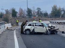 Accidente en Vitacura deja a una persona en riesgo vital y dos heridos Accidente en Vitacura deja a una persona en riesgo vital y dos heridos