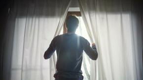 Adolescente sonámbulo muere tras caer de un quinto piso Adolescente sonámbulo muere tras caer de un quinto piso
