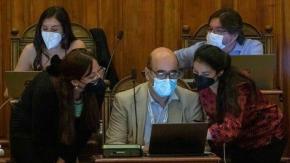 El acuerdo FA-PC en la recta final de la Convención para trabar los cambios a la nueva Constitución El acuerdo FA-PC en la recta final de la Convención para trabar los cambios a la nueva Constitución