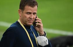 Oliver Bierhoff, leyenda del fútbol alemán: El trato a los homosexuales en Catar es "inaceptable" Oliver Bierhoff, leyenda del fútbol alemán: El trato a los homosexuales en Catar es "inaceptable"