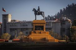Autorizan traslado temporal de monumento de Baquedano a Museo Histórico y Militar Autorizan traslado temporal de monumento de Baquedano a Museo Histórico y Militar