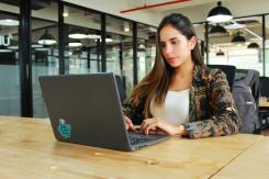 Startup regalará más de mil becas a trabajadores que quedaron sin empleo Startup regalará más de mil becas a trabajadores que quedaron sin empleo