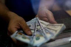 Dólar en Chile cierra cerca de $ 890 y rompe nuevo récord histórico por fuerte retroceso del cobre Dólar en Chile cierra cerca de $ 890 y rompe nuevo récord histórico por fuerte retroceso del cobre