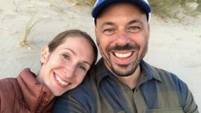 La pareja que reza para que el corazón del bebé que esperan deje de latir La pareja que reza para que el corazón del bebé que esperan deje de latir