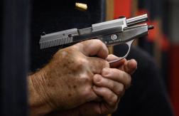 El Senado de EEUU aprueba un proyecto de ley de control de armas El Senado de EEUU aprueba un proyecto de ley de control de armas