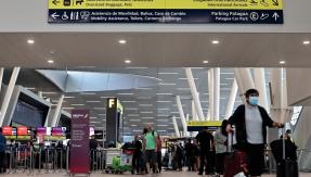 Trabajadores del aeropuerto denuncian intoxicación masiva: Seremi descartó presencia de gases