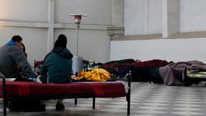 Gobierno habilita 350 cupos de emergencia por bajas temperaturas en la región Metropolitana Gobierno habilita 350 cupos de emergencia por bajas temperaturas en la región Metropolitana