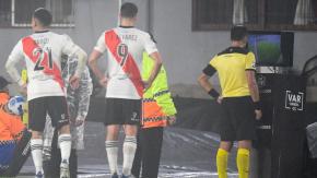 "Para mí es gol": Audio del VAR revela que Tobar sí quería cobrar tanto anulado a River ante Vélez "Para mí es gol": Audio del VAR revela que Tobar sí quería cobrar tanto anulado a River ante Vélez