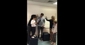 Cata, la menor de 5 años que le ganó al cáncer y celebró tocando las campanas por la vida Cata, la menor de 5 años que le ganó al cáncer y celebró tocando las campanas por la vida