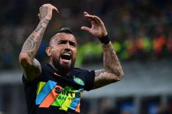Inter oficializa la salida de Vidal y le agradece los dos años y tres trofeos obtenidos Inter oficializa la salida de Vidal y le agradece los dos años y tres trofeos obtenidos
