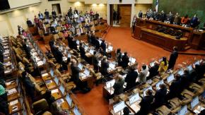 Cámara acuerda crear comisión investigadora por operaciones de aerolínea venezolana Cámara acuerda crear comisión investigadora por operaciones de aerolínea venezolana