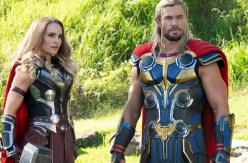 El alimento que Chris Hemsworth tuvo que dejar de comer para besar a Natalie Portman en "Thor" El alimento que Chris Hemsworth tuvo que dejar de comer para besar a Natalie Portman en "Thor"