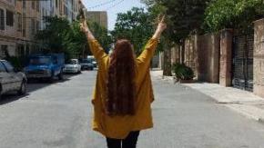 "No es no": las mujeres iraníes que protestan contra el hiyab obligatorio "No es no": las mujeres iraníes que protestan contra el hiyab obligatorio