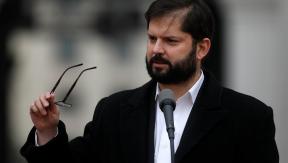 Boric tras dichos de Llaitul: "Si alguien reconoce vínculos con ilícitos, tiene que ser investigado" Boric tras dichos de Llaitul: "Si alguien reconoce vínculos con ilícitos, tiene que ser investigado"