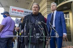 Bannon, exasesor de Trump, declarado culpable de obstruir investigación sobre asalto al Capitolio Bannon, exasesor de Trump, declarado culpable de obstruir investigación sobre asalto al Capitolio