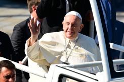 Papa Francisco se abre a renunciar a su cargo: "No sería una catástrofe" Papa Francisco se abre a renunciar a su cargo: "No sería una catástrofe"