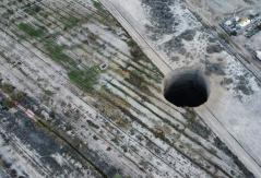 Gigantesco socavón aparece en Tierra Amarilla Gigantesco socavón aparece en Tierra Amarilla