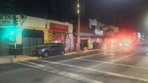 Sujeto recibió tres disparos afuera de un local en San Miguel: Se encuentra en riesgo vital Sujeto recibió tres disparos afuera de un local en San Miguel: Se encuentra en riesgo vital