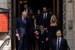 Acusan que exesposa de Donald Trump fue enterrada en un campo de golf para pagar menos impuestos Acusan que exesposa de Donald Trump fue enterrada en un campo de golf para pagar menos impuestos