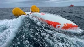 El hombre que logró sobrevivir 16 horas al naufragio de su barco en las heladas aguas del Atlántico El hombre que logró sobrevivir 16 horas al naufragio de su barco en las heladas aguas del Atlántico