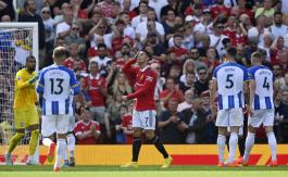 El United empezó de la peor manera la Premier: Derrota histórica en Old Trafford El United empezó de la peor manera la Premier: Derrota histórica en Old Trafford