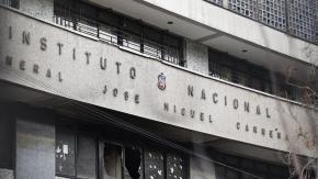 Reportan desórdenes al interior del Instituto Nacional Reportan desórdenes al interior del Instituto Nacional