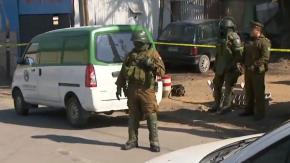 Dos detenidos y otro delincuente baleado en la cabeza tras operativo policial en La Pintana Dos detenidos y otro delincuente baleado en la cabeza tras operativo policial en La Pintana