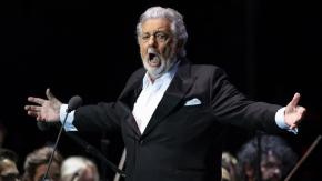 Plácido Domingo es apuntado como presunto "cliente" de secta sexual desarticulada en Argentina Plácido Domingo es apuntado como presunto "cliente" de secta sexual desarticulada en Argentina