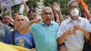 Venezuela: Maduro redujo los ingresos de los funcionarios públicos y desató nueva ola de protestas Venezuela: Maduro redujo los ingresos de los funcionarios públicos y desató nueva ola de protestas