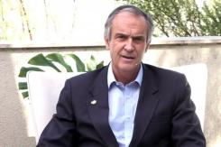 CMPC por ataques tras detención de Llaitul: "Definimos por anoche replegar nuestras labores" CMPC por ataques tras detención de Llaitul: "Definimos por anoche replegar nuestras labores"