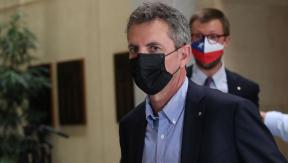 Fiscalía inicia investigación contra De la Carrera por agresión: Ya dispuso primeras diligencias Fiscalía inicia investigación contra De la Carrera por agresión: Ya dispuso primeras diligencias