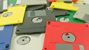 Japón declara la guerra a los disquetes y otros dispositivos obsoletos