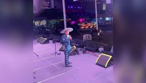 Cantante que dio concierto y nadie asistió tuvo un final feliz: famosa banda le dio una oportunidad Cantante que dio concierto y nadie asistió tuvo un final feliz: famosa banda le dio una oportunidad