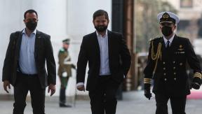 Control de daños en el oficialismo y con el Congreso: La agenda de Boric para este lunes
