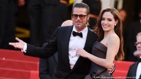 Angelina Jolie demanda a Brad Pitt por 250 millones de dólares Angelina Jolie demanda a Brad Pitt por 250 millones de dólares