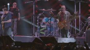 [VIDEO] Muere el vocalista de "Los Enanitos Verdes": El adiós a una de las voces del rock argentino
