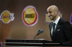 "Manu" Ginóbili, miembro del Salón de la Fama de la NBA "Manu" Ginóbili, miembro del Salón de la Fama de la NBA