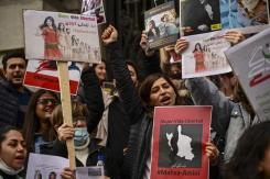 Al menos 35 muertos en Irán tras más de una semana de protestas por joven fallecida Al menos 35 muertos en Irán tras más de una semana de protestas por joven fallecida