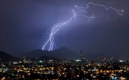Tres regiones del país bajo Alerta Temprana Preventiva por tormentas eléctricas Tres regiones del país bajo Alerta Temprana Preventiva por tormentas eléctricas