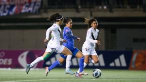 "Qué vergüenza": Ministra de la Mujer repudia comentario machista en transmisión del fútbol femenino "Qué vergüenza": Ministra de la Mujer repudia comentario machista en transmisión del fútbol femenino