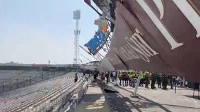 Incidentes en arengazo de Colo Colo: colapsa estructura del Monumental y hay al menos 8 lesionados Incidentes en arengazo de Colo Colo: colapsa estructura del Monumental y hay al menos 8 lesionados